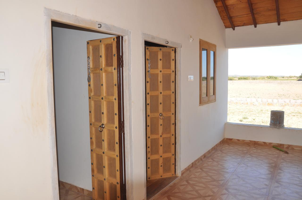 Rann Resort Dholavira Eksteriør bilde